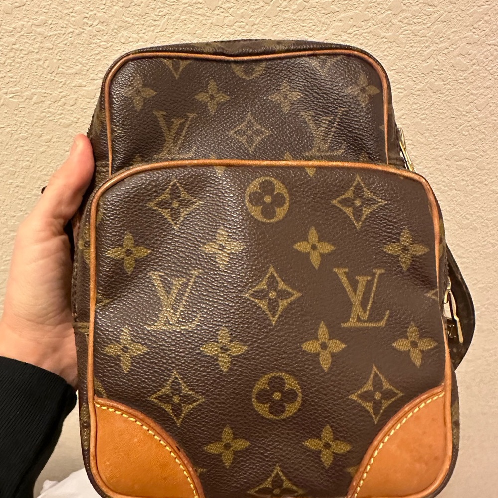 Louis Vuitton Oxford Crossbody Bag